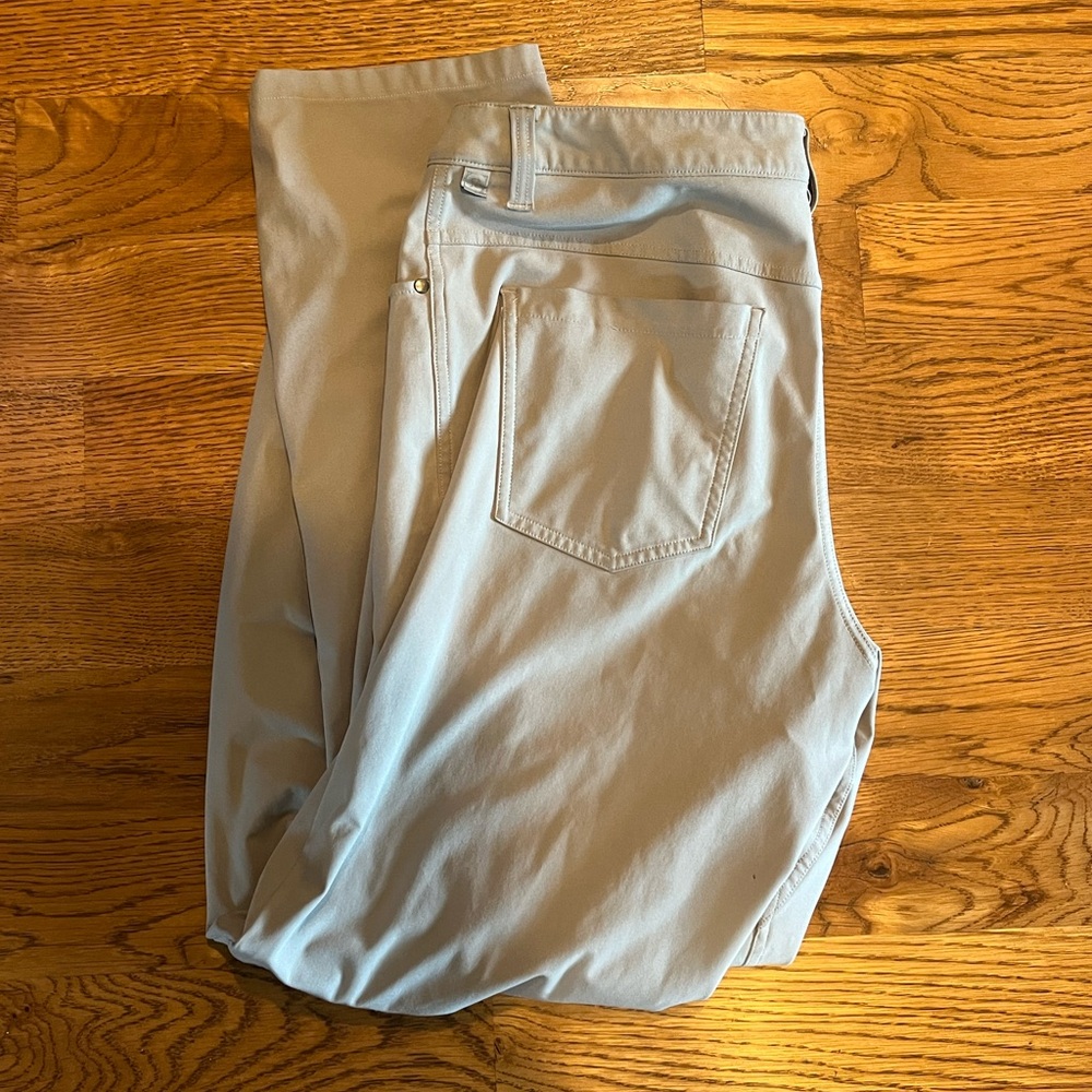 Mens Light Gray Lululemon ABC pants 32x30